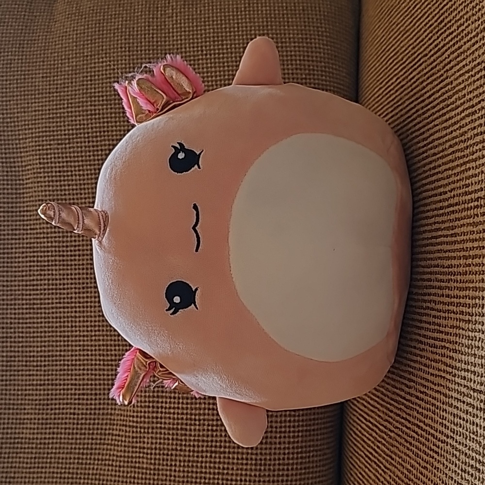Squishmallows Axolotl Caprina 8" Plush Stuffed Animal Scented Pink Mystery Squad